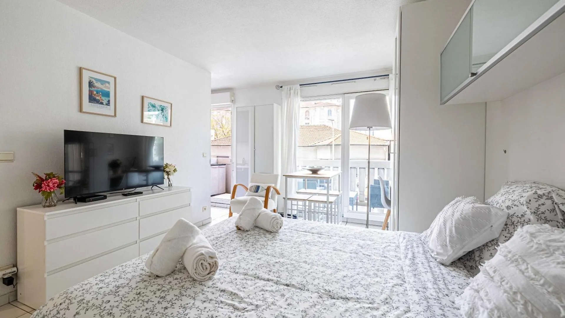 Apartment Charming Studio With Pool & Balcony -Heart Of Nice France