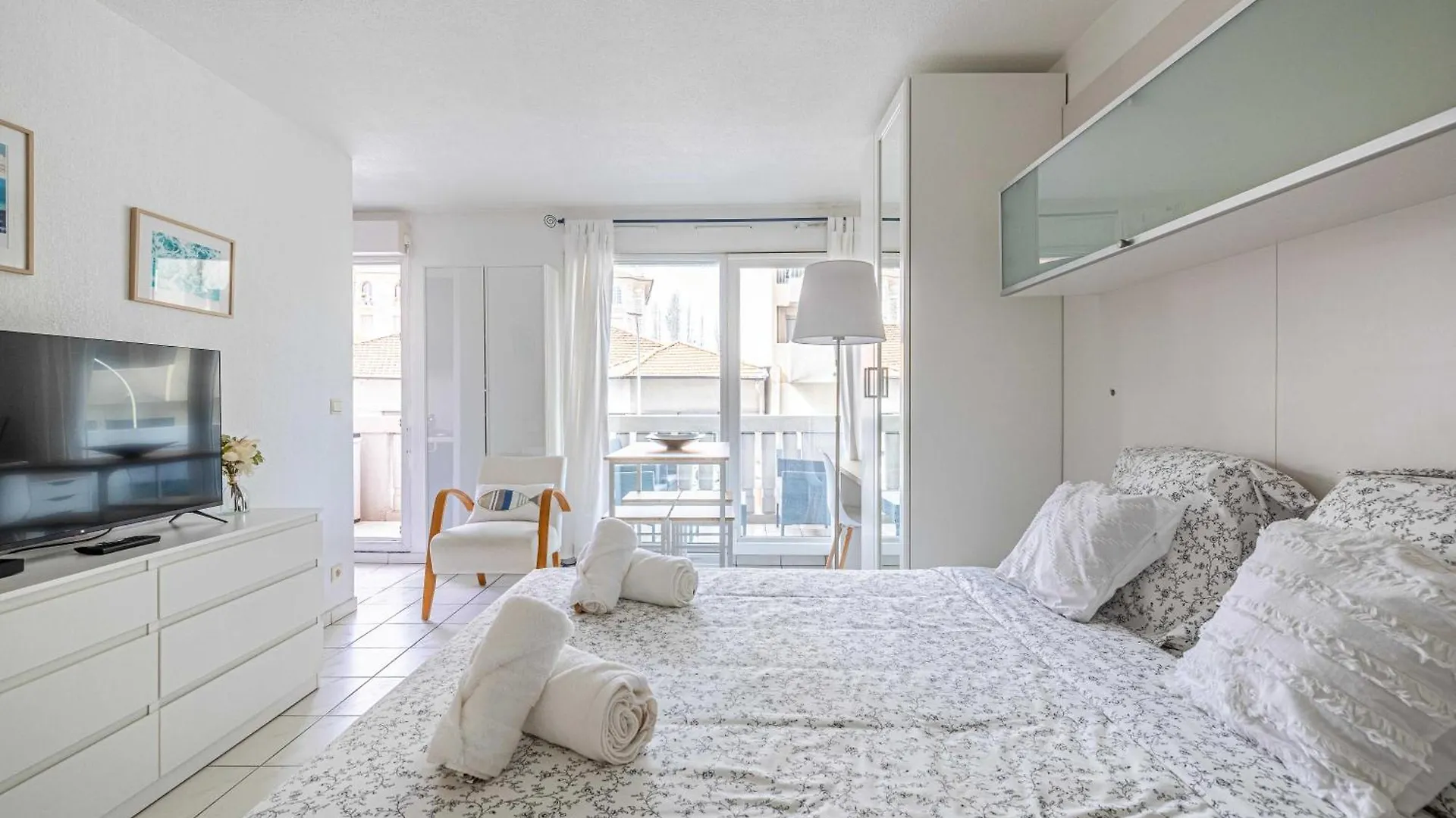 Charming Studio With Pool & Balcony -Heart Of Nicea Francja