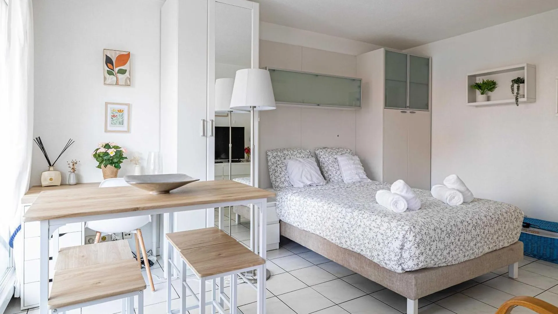 Charming Studio With Pool & Balcony -Heart Of Nicea